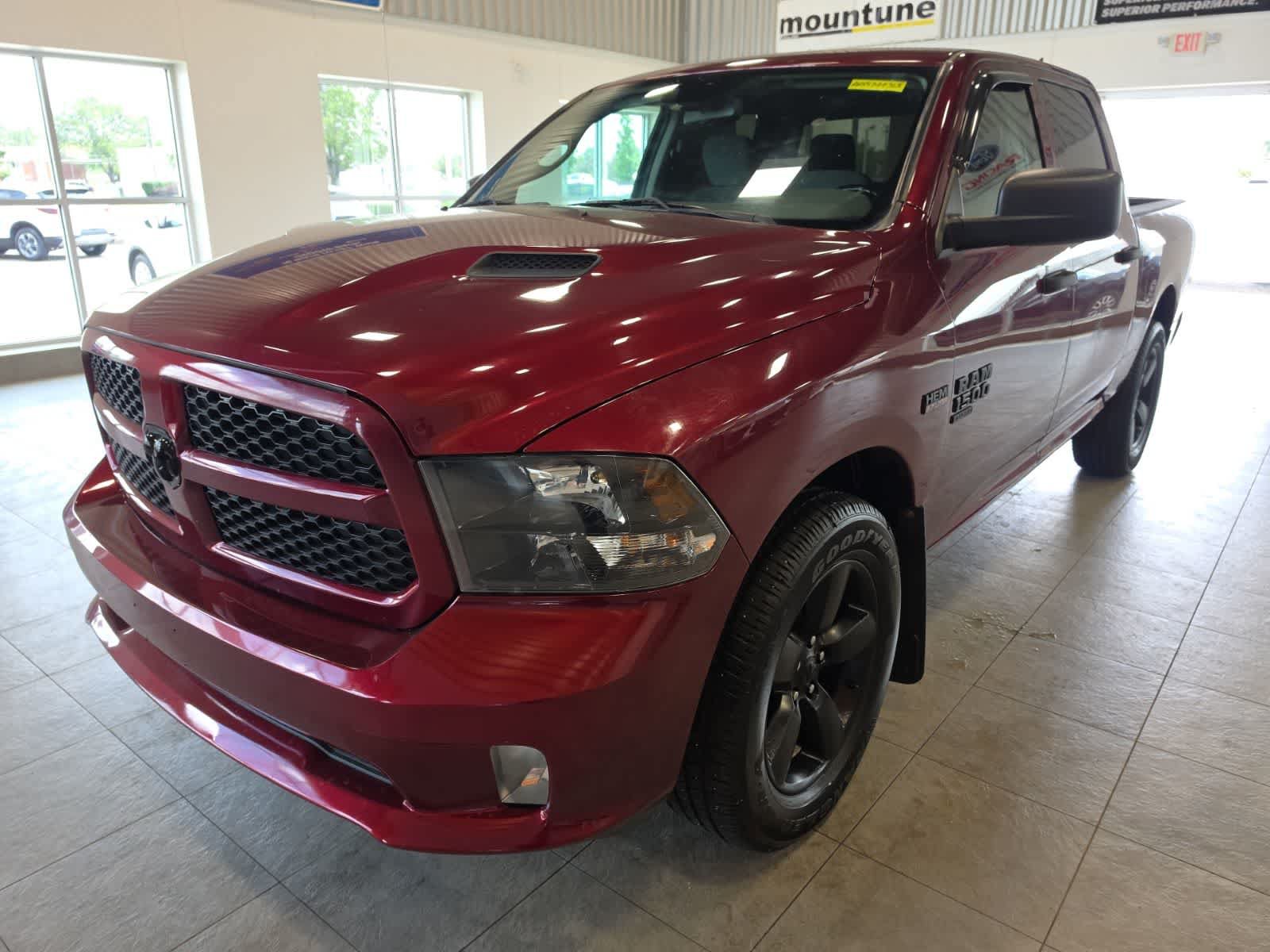 Used 2019 RAM 1500 Express w/ Wheel & Sound Group AWD/4WD video 2
