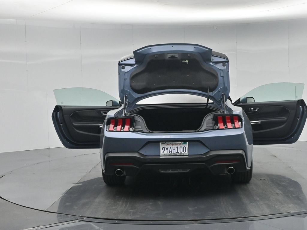 Certified 2025 Ford Mustang Coupe RWD image 32