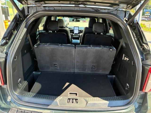 Certified 2023 Ford Explorer ST w/ Equipment Group 401A AWD/4WD image 11