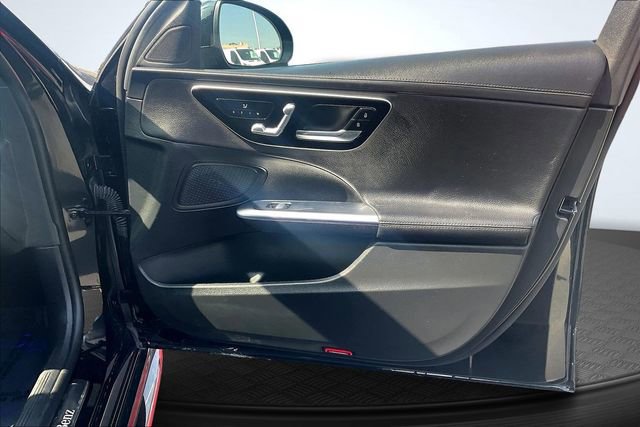 Used 2023 Mercedes-Benz C 300 Sedan image 23