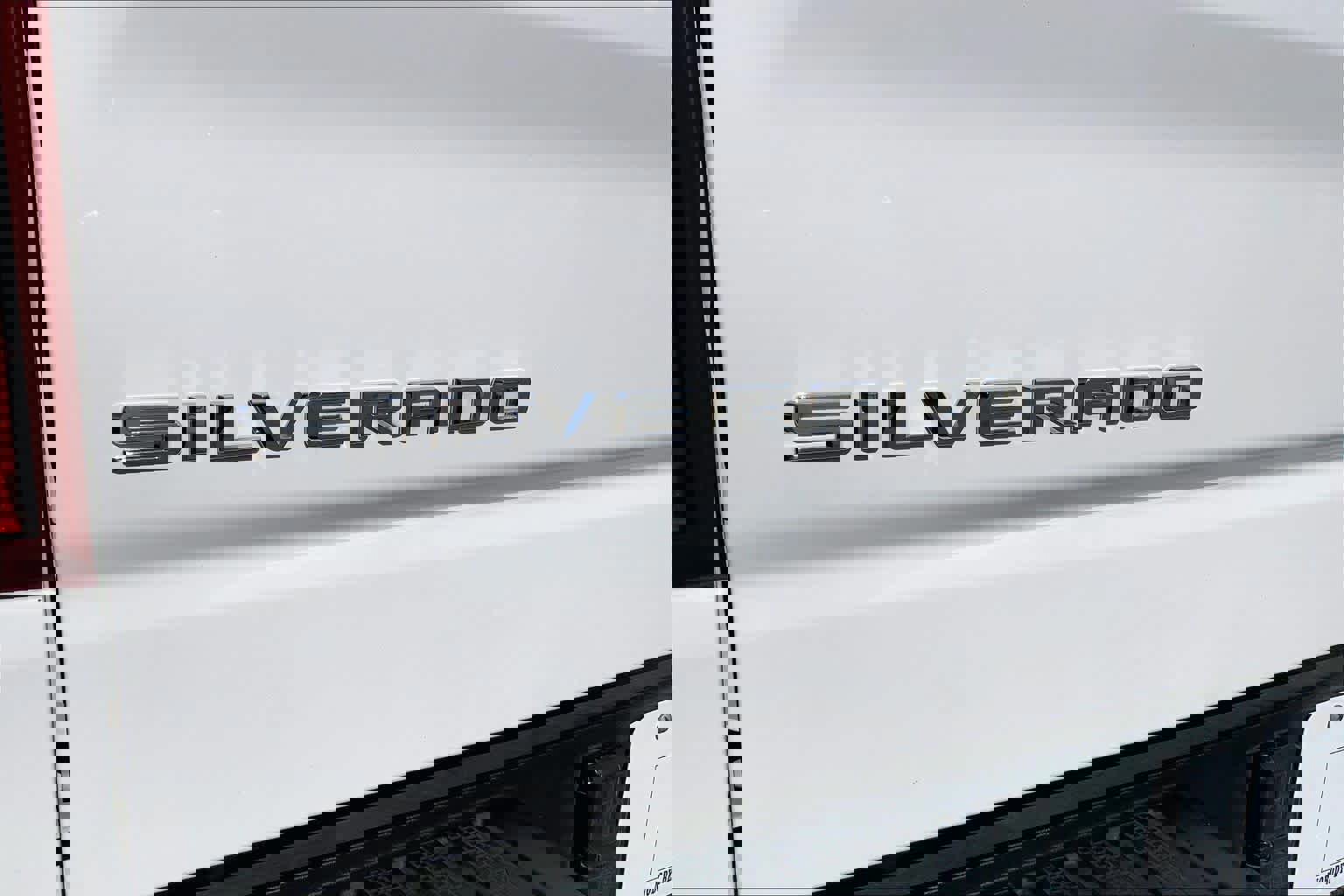 Used 2024 Chevrolet Silverado 1500 LTZ image 30