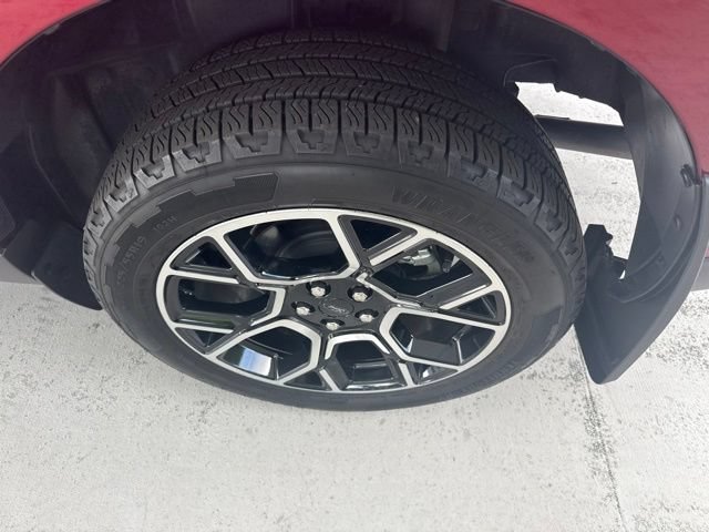 Certified 2025 Ford Maverick Lariat AWD/4WD image 12