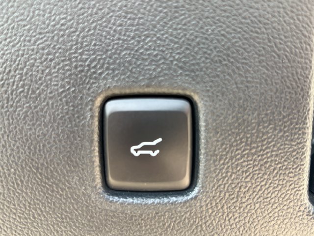 Certified 2023 Ford Escape Active AWD/4WD image 9