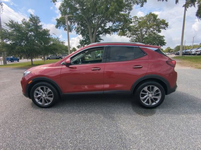 Used 2020 Buick Encore GX Essence w/ Experience Buick Package FWD image 8