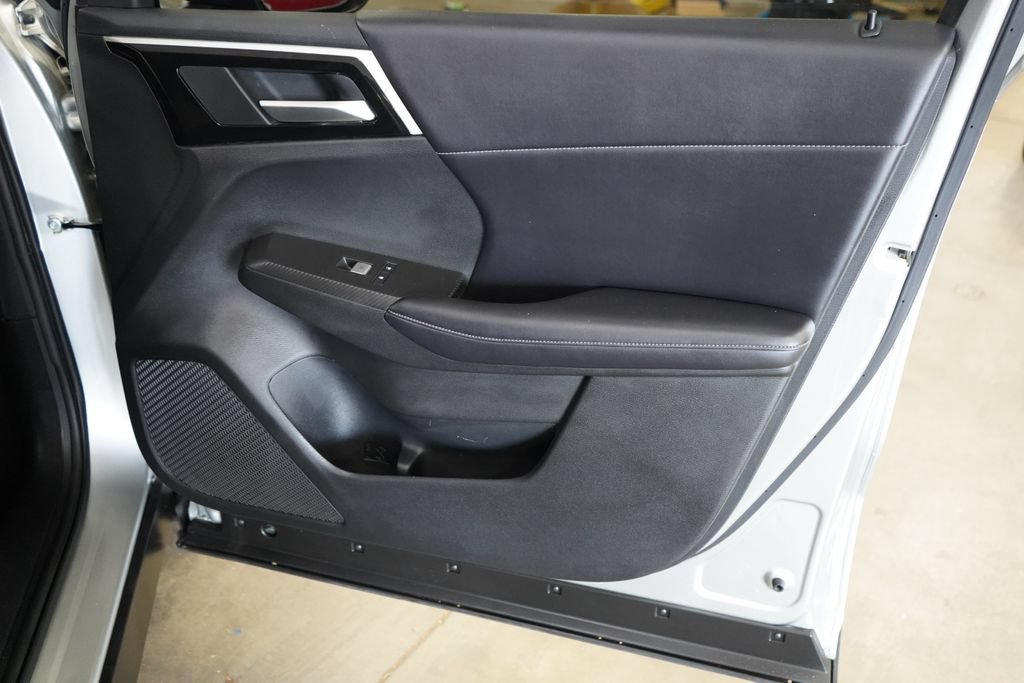 Used 2024 Mitsubishi Outlander SE AWD/4WD image 19