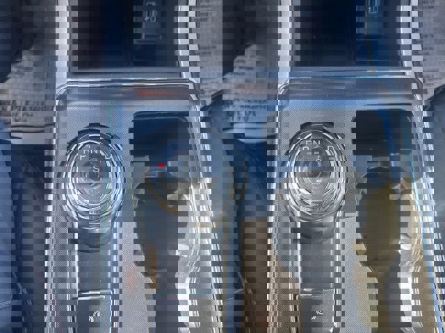 Certified 2023 Ford Edge ST-Line w/ Class II Trailer Tow Package image 20