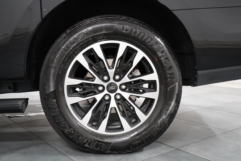 Certified 2025 Ford Expedition Max Platinum AWD/4WD image 36