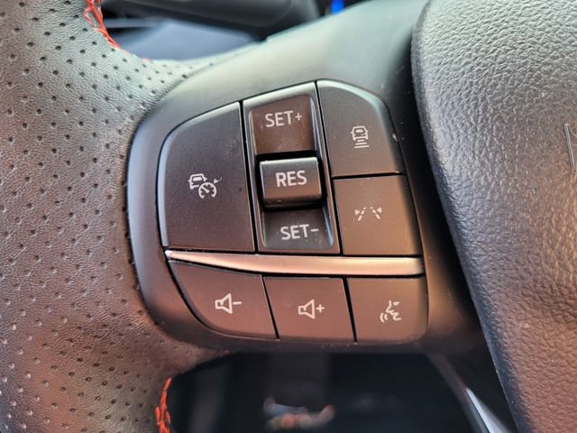 Certified 2024 Ford Escape ST-Line Select w/ Tech Pack #1 image 28