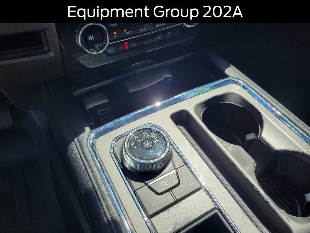 Certified 2019 Ford Expedition XLT w/ Equipment Group 202A RWD image 30