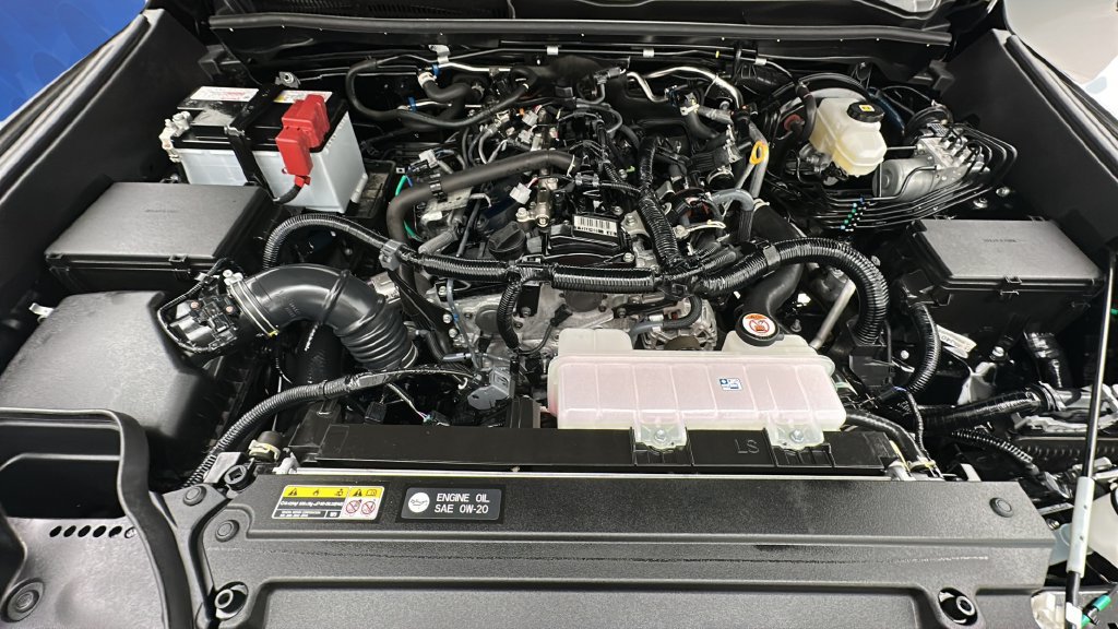 Used 2025 Toyota 4Runner SR5 AWD/4WD image 22