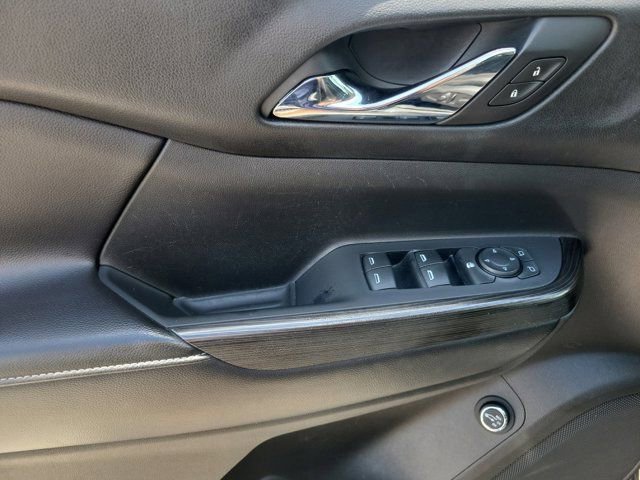 Used 2017 GMC Acadia SLT AWD/4WD image 26