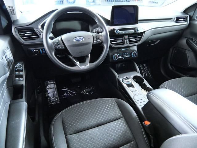 Certified 2025 Ford Escape Active AWD/4WD image 4