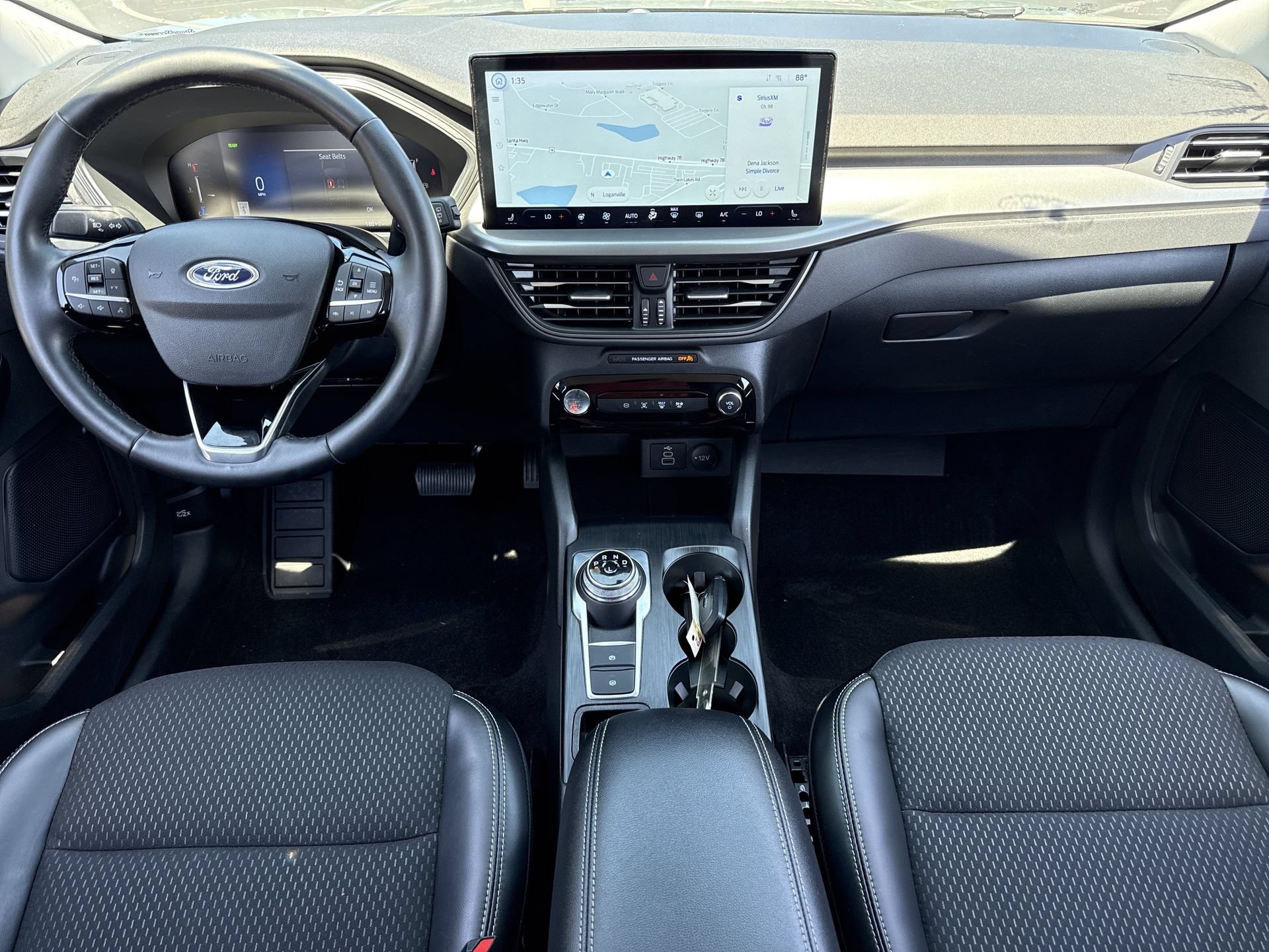 Certified 2025 Ford Escape SE FWD video 2