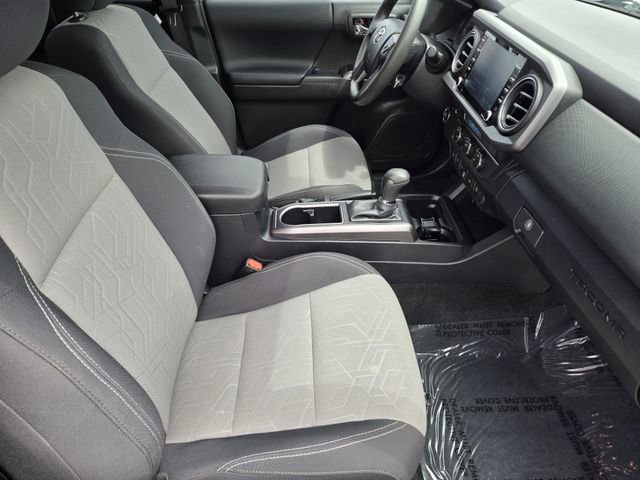 Used 2023 Toyota Tacoma TRD Sport w/ Technology Package RWD image 13