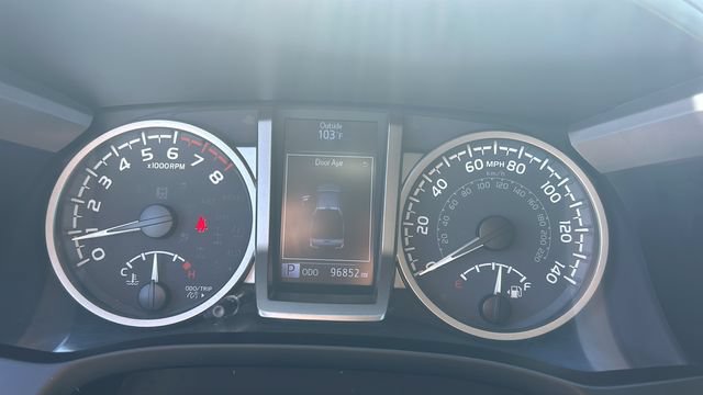 Used 2021 Toyota Tacoma SR5 AWD/4WD image 18