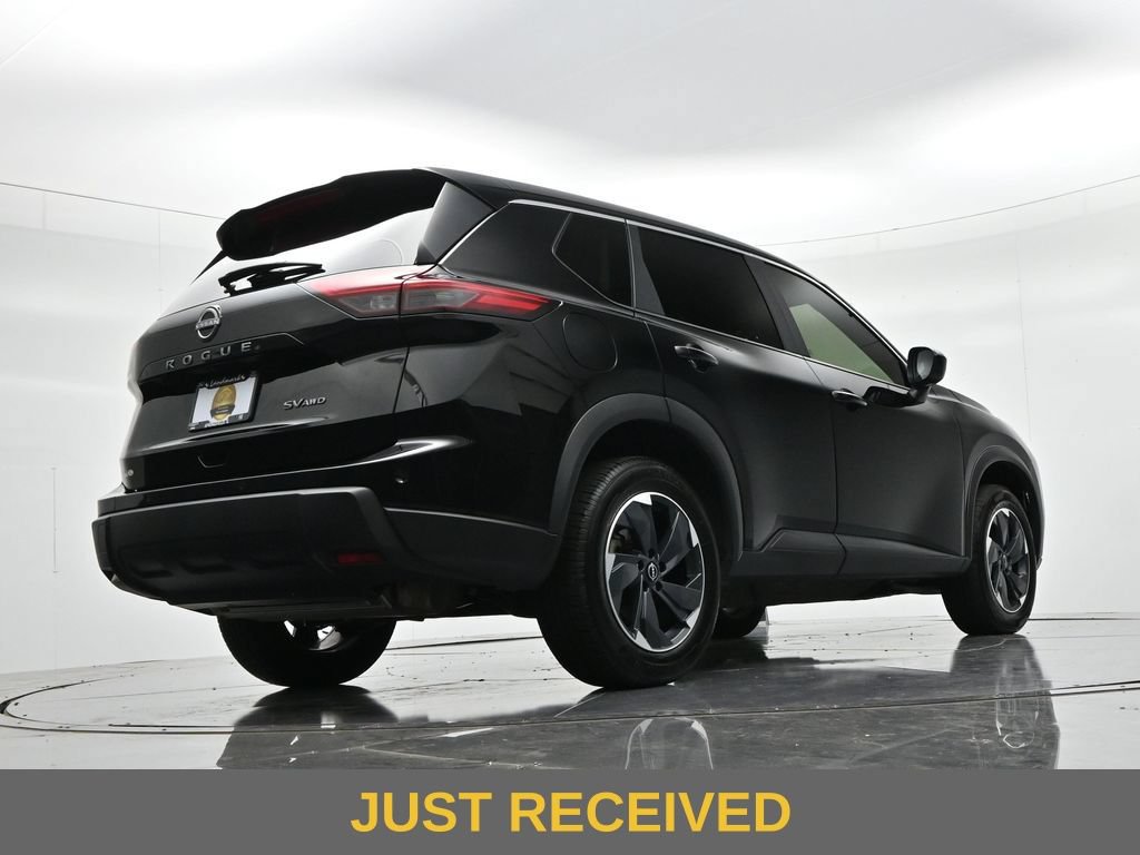 Used 2024 Nissan Rogue SV AWD/4WD image 20