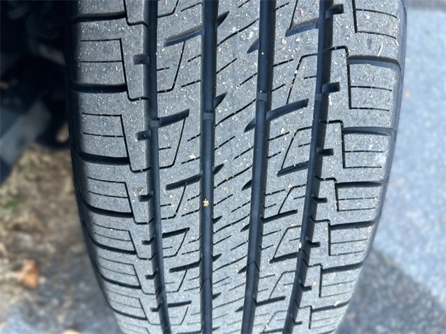 Used 2019 Jeep Cherokee Limited image 11