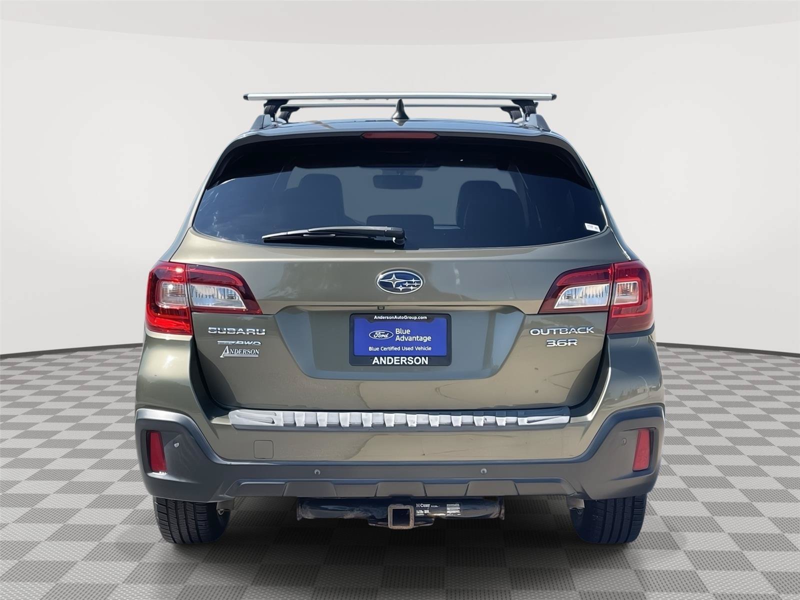 Used 2018 Subaru Outback 3.6R Touring AWD/4WD image 8