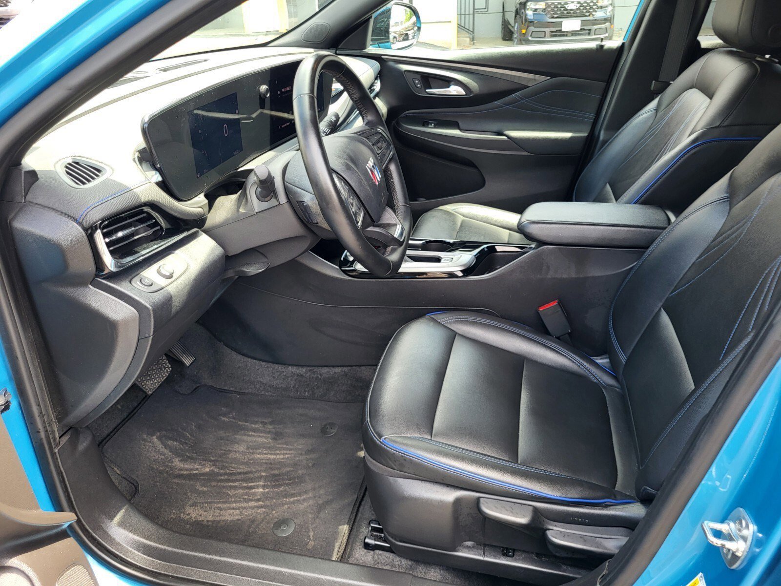 Used 2025 Buick Envista Sport Touring FWD image 19