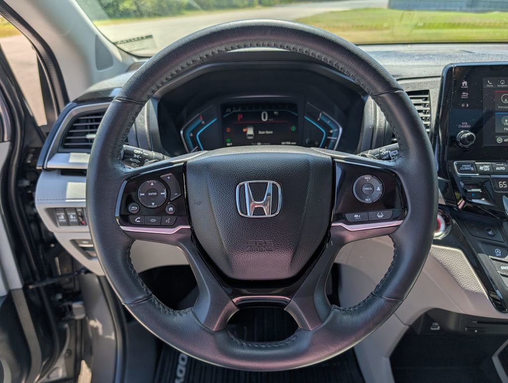 Used 2023 Honda Odyssey Touring image 8