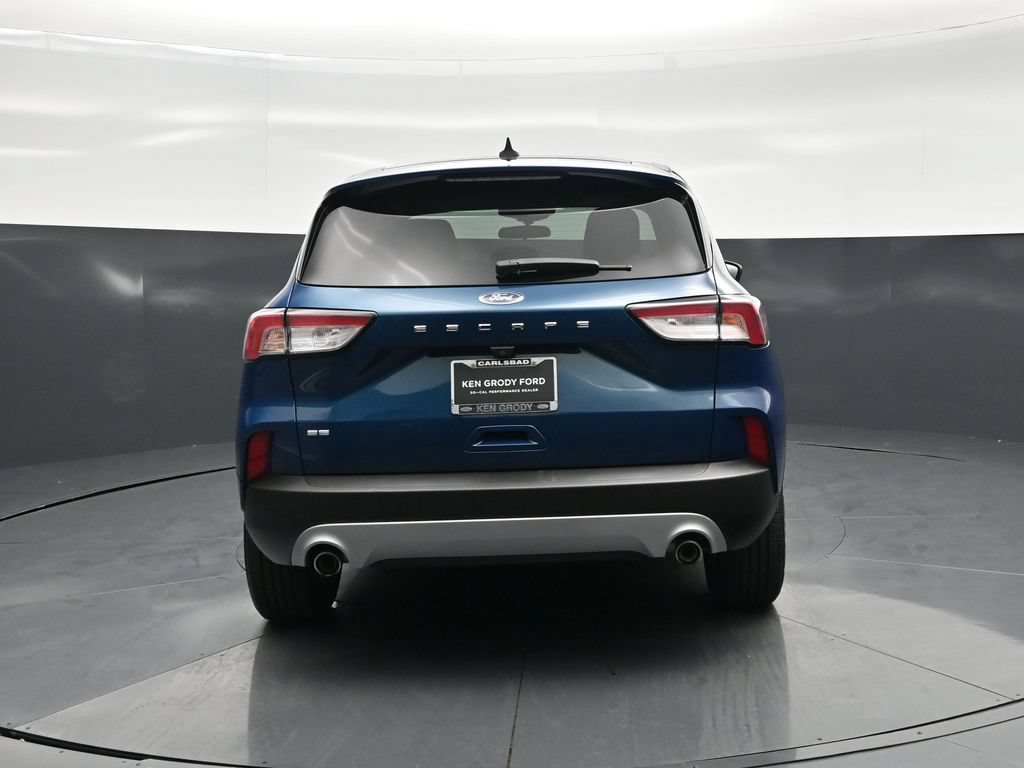 Certified 2020 Ford Escape SE FWD image 28