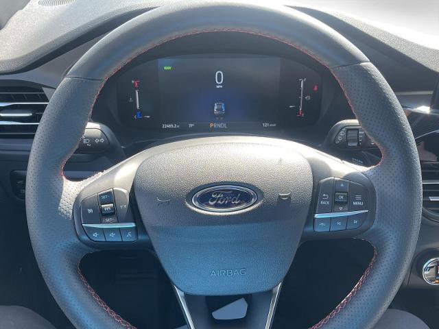 Certified 2025 Ford Escape ST-Line Elite image 26