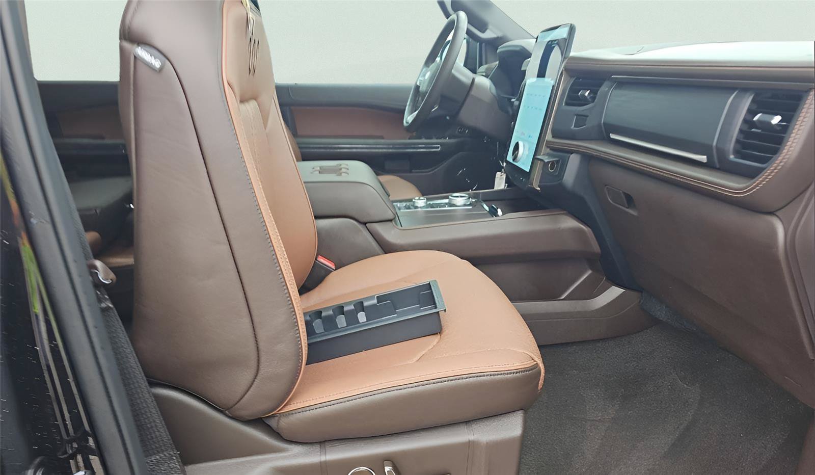 Certified 2023 Ford Expedition Max King Ranch AWD/4WD image 5