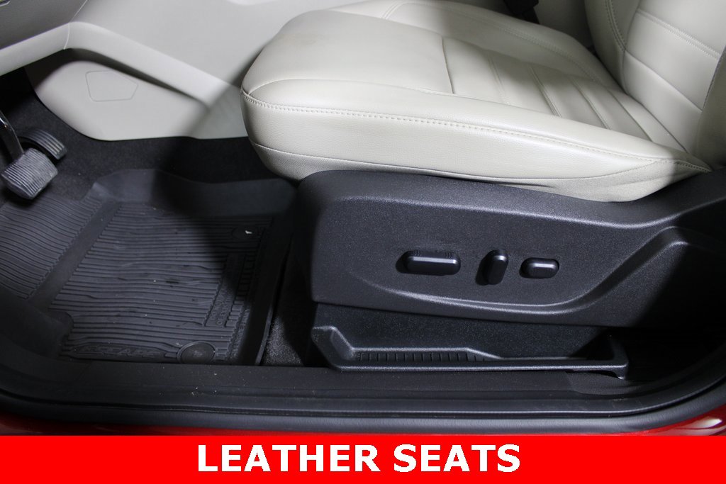 Certified 2019 Ford Escape SEL image 8