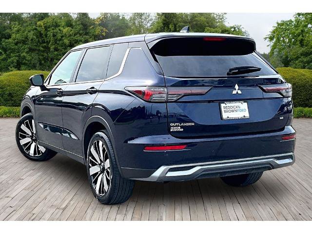 Used 2025 Mitsubishi Outlander SE FWD image 4