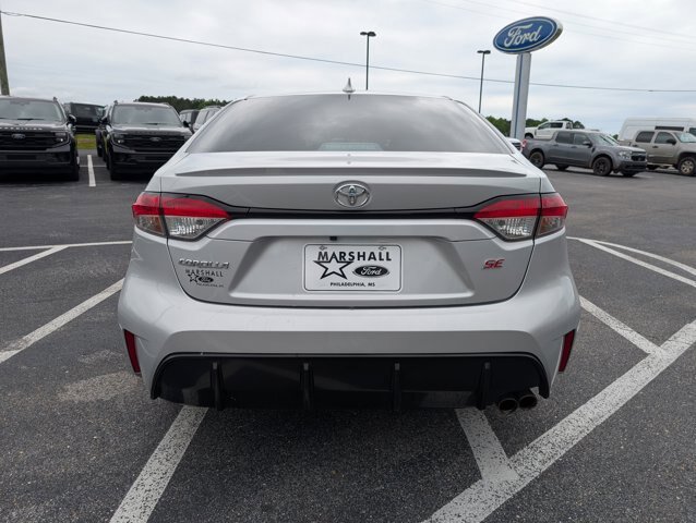 Used 2024 Toyota Corolla SE FWD image 4