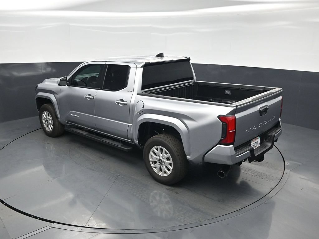 Used 2026 Toyota Tacoma SR5 RWD image 36