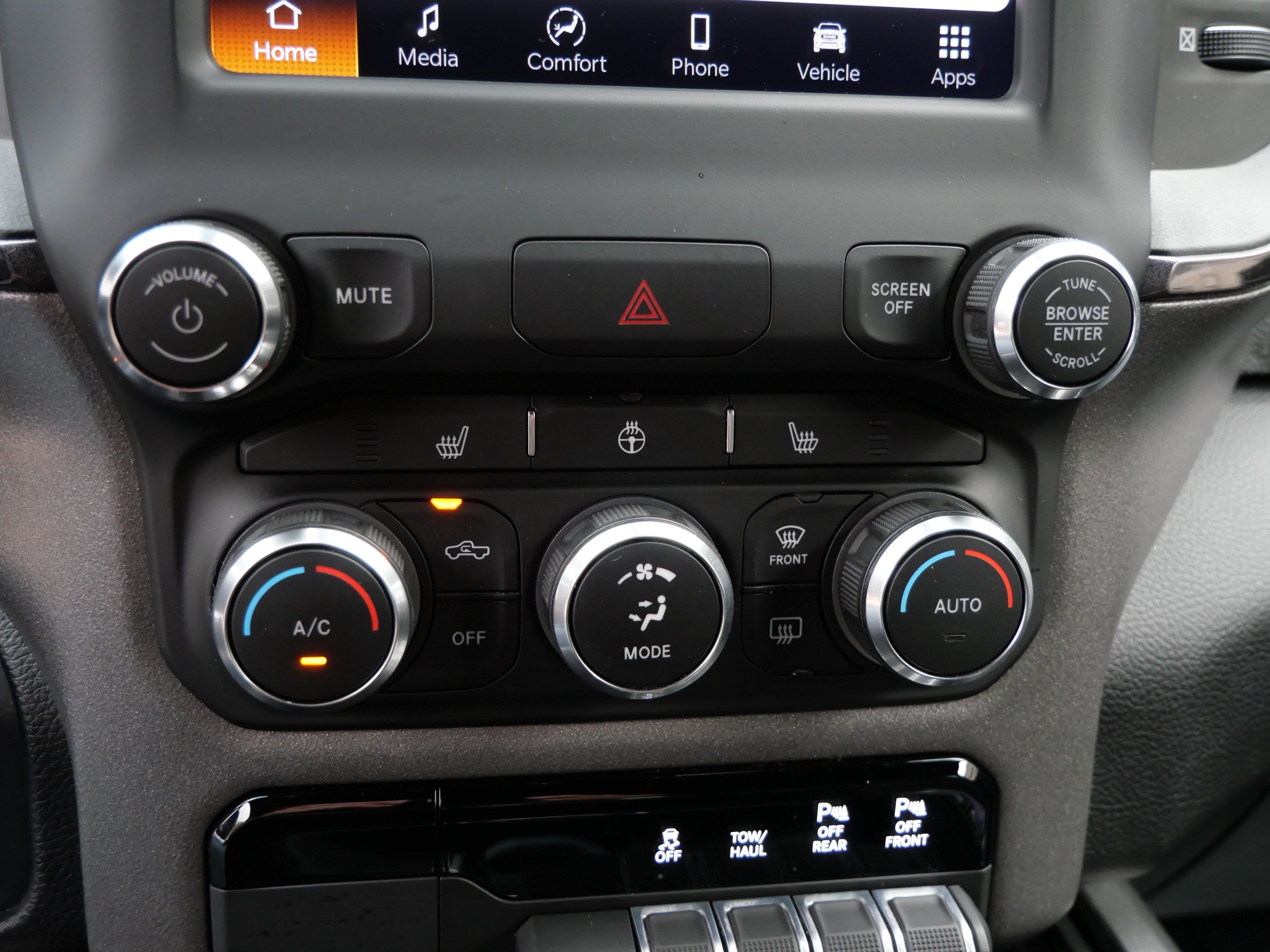 Used 2022 RAM 1500 Big Horn w/ Built-to-serve Edition AWD/4WD image 23