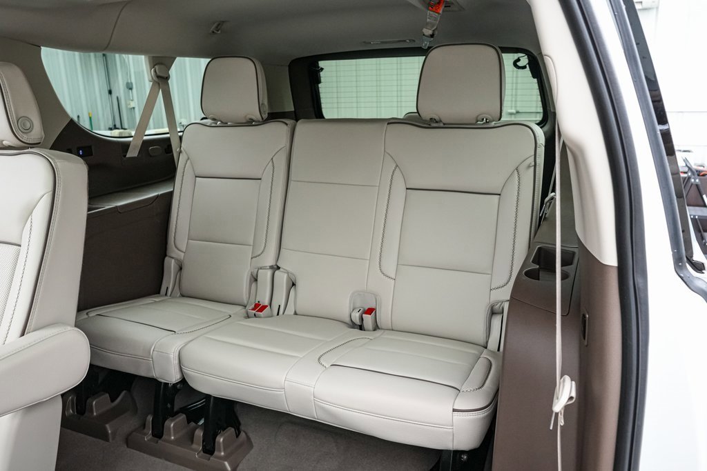 Used 2024 GMC Yukon XL Denali w/ Denali Reserve Package image 22