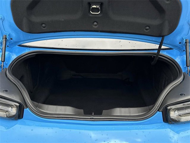 Used 2022 Chevrolet Camaro LT w/ RS Package image 43