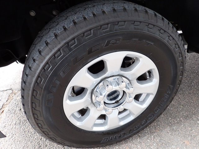 Certified 2023 Ford F250 XLT image 7