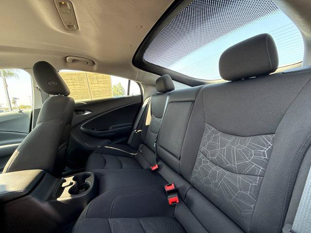 Used 2018 Chevrolet Volt LT FWD image 11