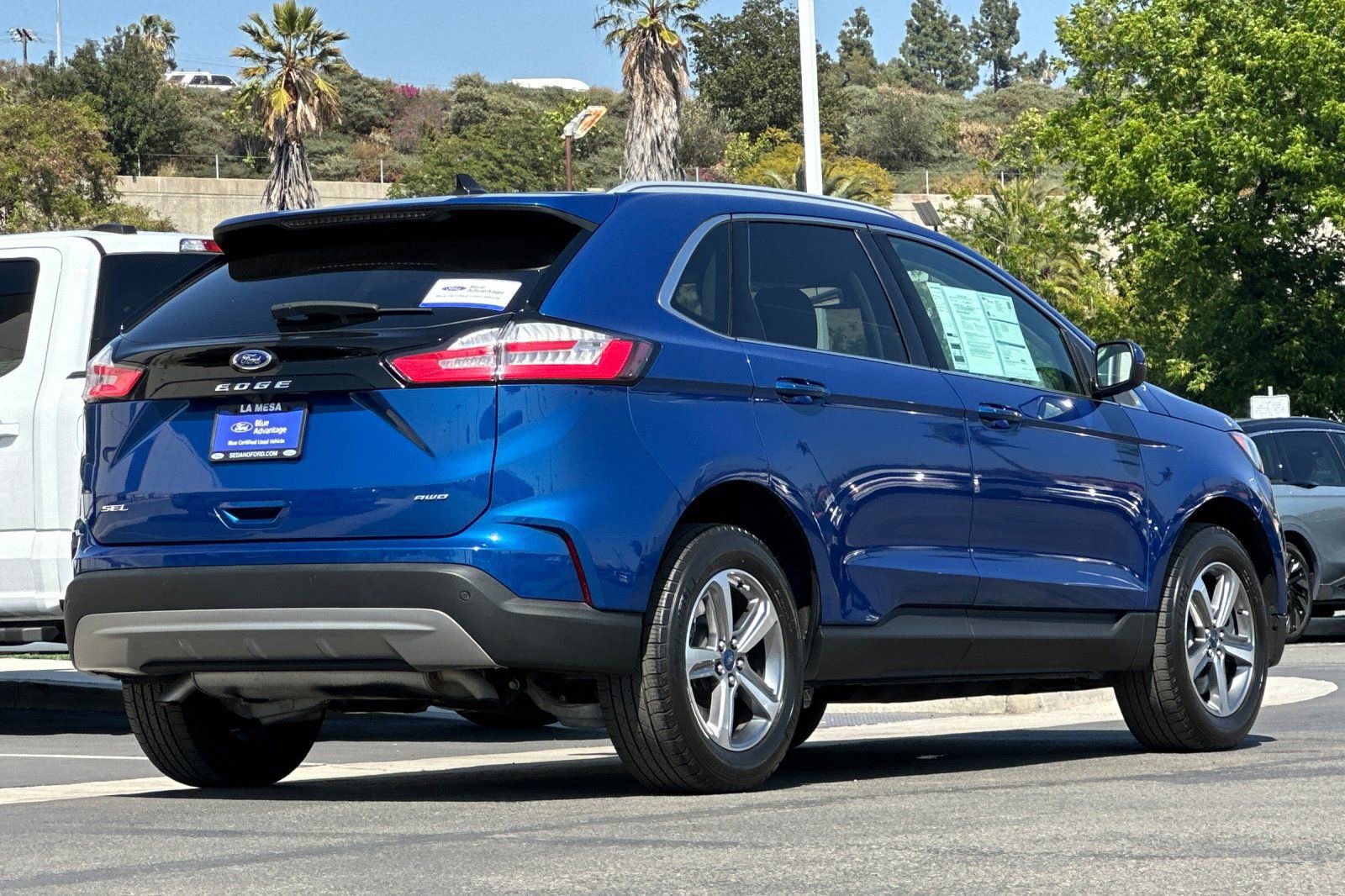 Certified 2024 Ford Edge SEL w/ Convenience Package AWD/4WD image 3