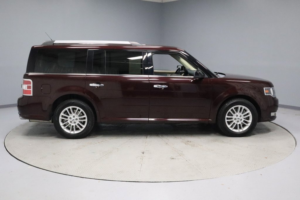 Certified 2018 Ford Flex SEL w/ Class III Trailer Tow Package image 12