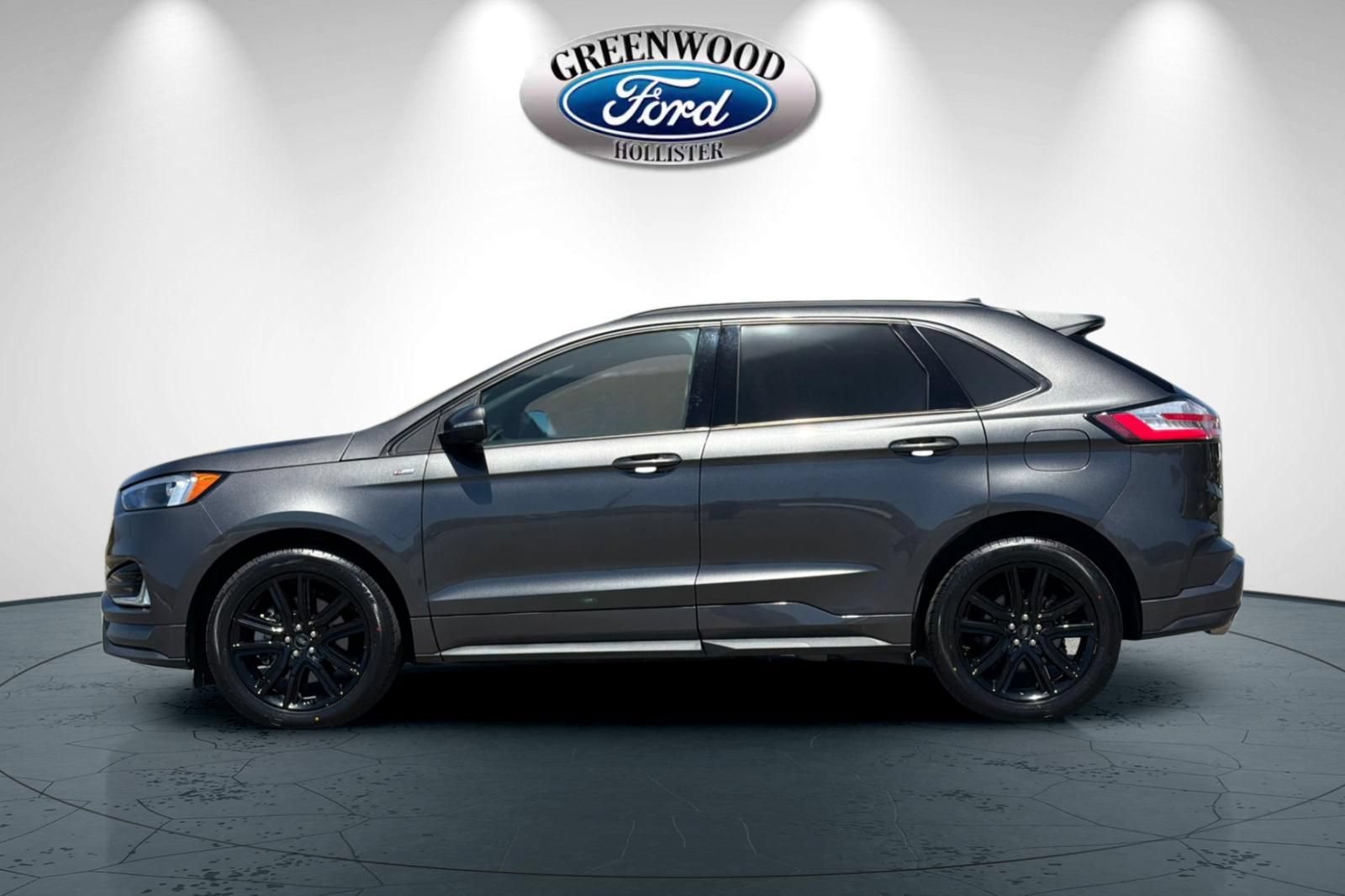 Certified 2020 Ford Edge ST-Line w/ Cold Weather Package AWD/4WD image 7