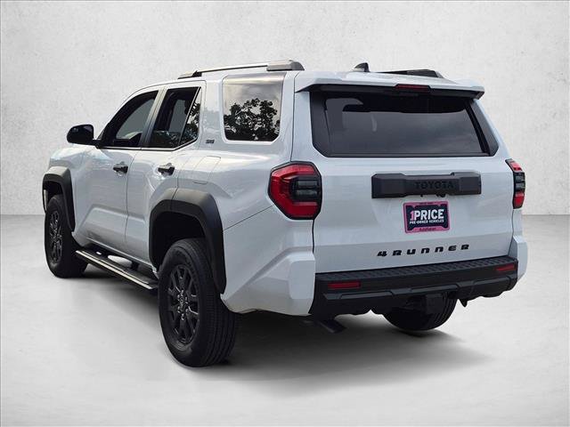 Used 2025 Toyota 4Runner SR5 AWD/4WD image 7
