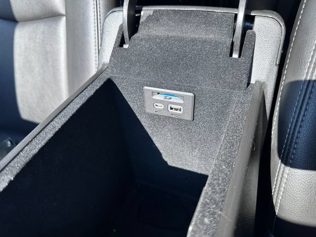 Used 2021 Cadillac XT5 Luxury w/ LPO, Floor Liner Package FWD image 19