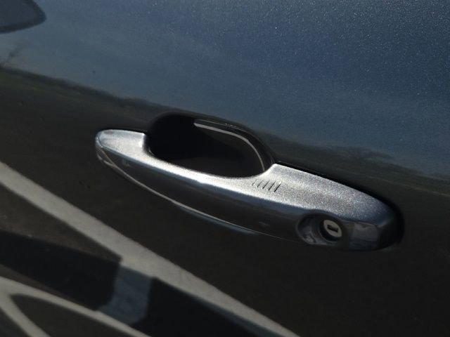 Certified 2020 Ford Escape SE image 23