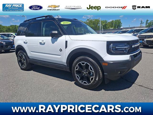 Certified 2025 Ford Bronco Sport Outer Banks w/ Outer Banks Tech Package+ AWD/4WD image 1