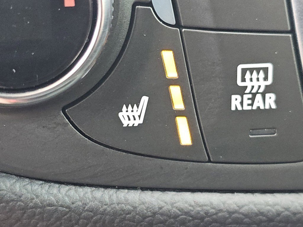 Used 2022 Chevrolet Equinox RS w/ RS Leather Package image 14