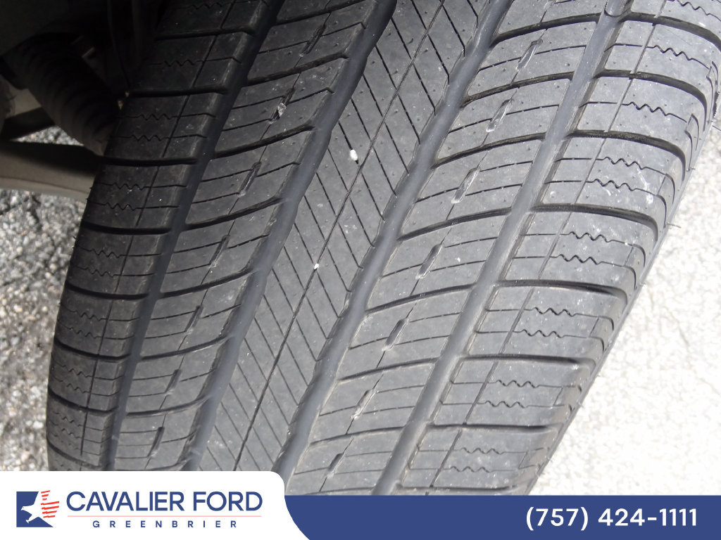 Used 2021 Jeep Grand Cherokee L Overland w/ Luxury Tech Group IV AWD/4WD image 48