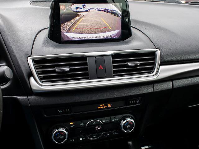 Used 2018 MAZDA MAZDA3 Touring image 20