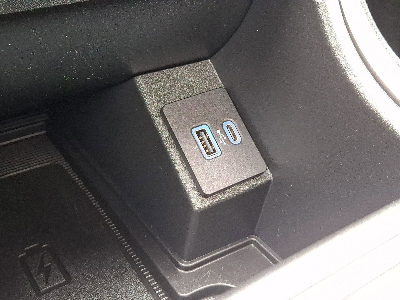 Certified 2022 Ford Edge SEL w/ Convenience Package image 24