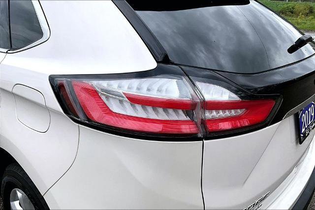 Certified 2019 Ford Edge SEL w/ Equipment Group 201A AWD/4WD image 29