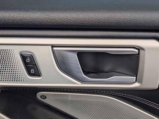 Certified 2022 Ford Explorer Limited w/ Limited Technology Package image 38