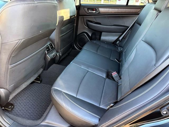 Used 2019 Subaru Outback 2.5i Limited AWD/4WD image 8